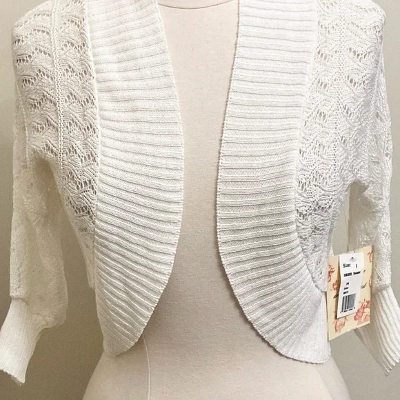 Derek Heart Vintage White Crochet Open Knit Long Sleeve Cropped Cardigan Size L - Picture 3 of 12